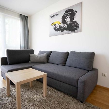 Donaufeld Living - Modernes Und Helles Apartment Wien Exteriör bild
