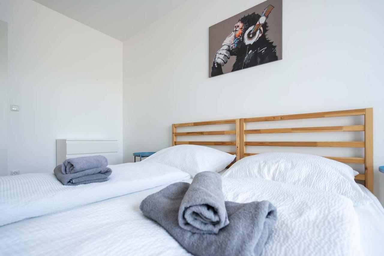 Donaufeld Living - Modernes Und Helles Apartment Wien Exteriör bild