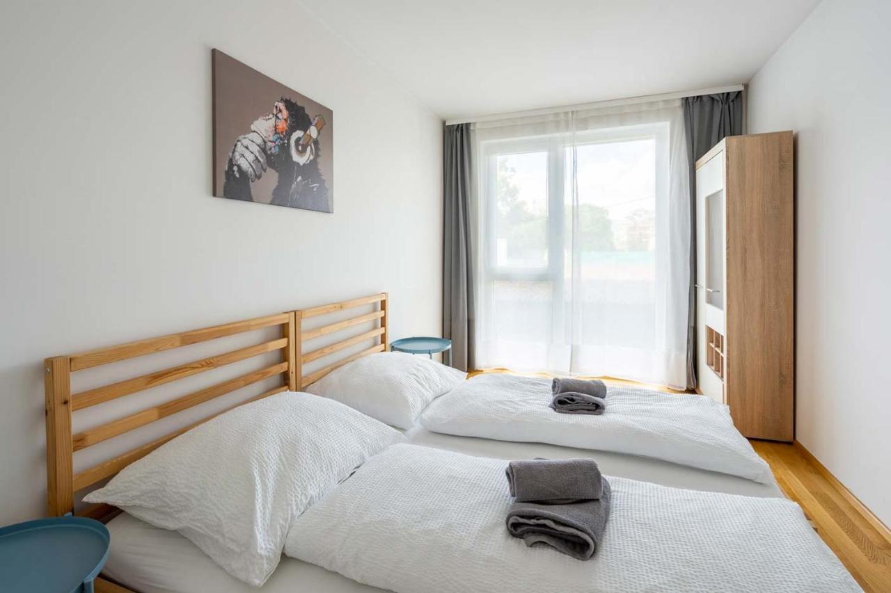 Donaufeld Living - Modernes Und Helles Apartment Wien Exteriör bild